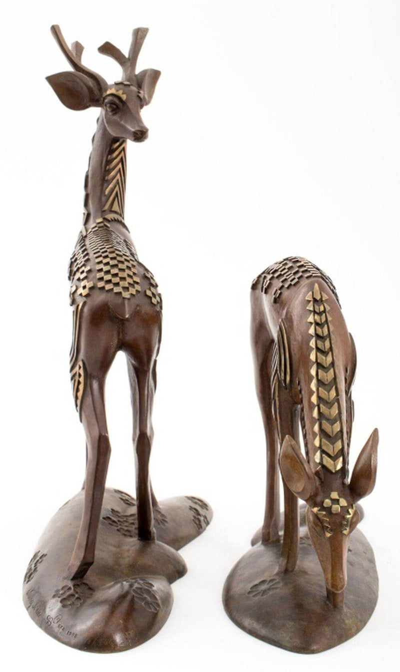 Buck and Doe - Le Cerf et la Biche - Sculpture ART DECO par Wang Jida