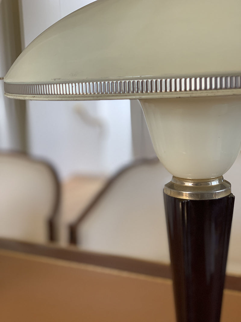 Lampe de bureau JUMO modèle 320 en bakelite couleur noir bordeaux ivoire et or - antiquaire galerie florentine