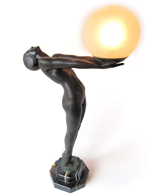 Lumina Par Max Le Verrier - Art Deco 1928 - Femme à la boule