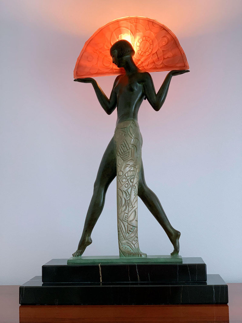 ESPANA - Guerbe pour Max Le Verrier - sculpture lampe ART-DECO - Femme à l'eventail
