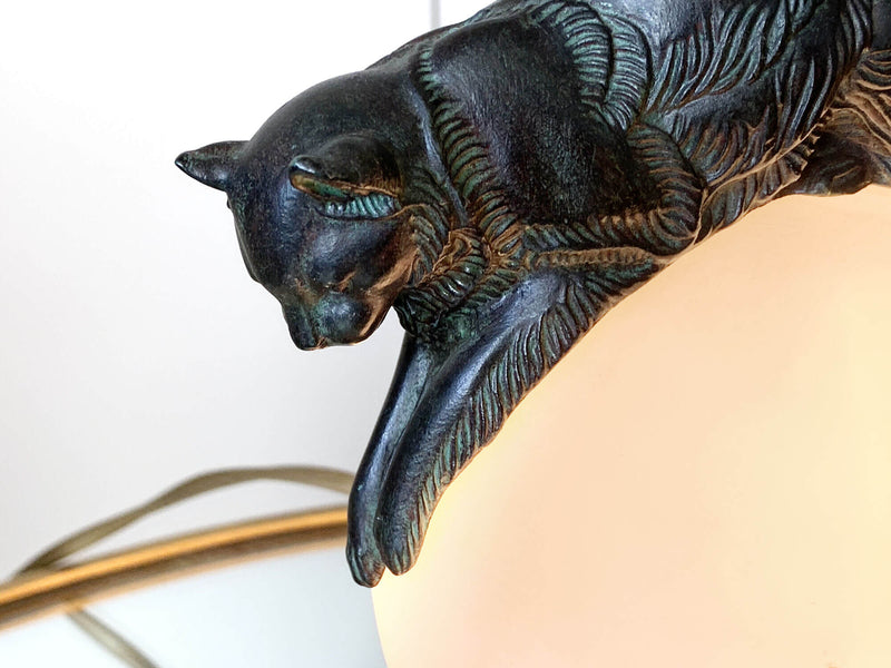 Lampe Equilibre - Sculpture de chat de Eugène Gaillard par MAX LE VERRIER