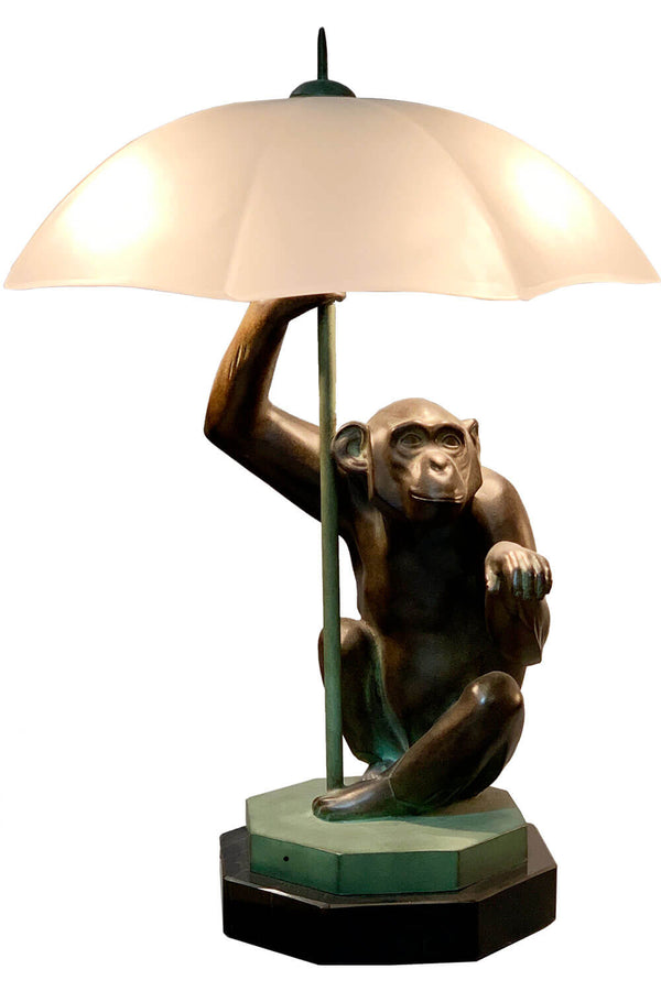 Pluie - par Max Le VERRIER - Lampe singe au parapluie lumineux - Bronze ART DECO